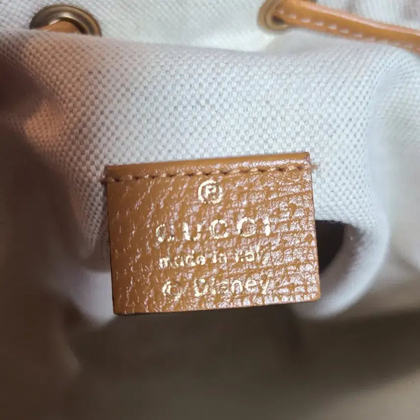 [BUNJANG] Gucci Disney Bucket Hat / 구찌 디즈니 콜라보 버킷백