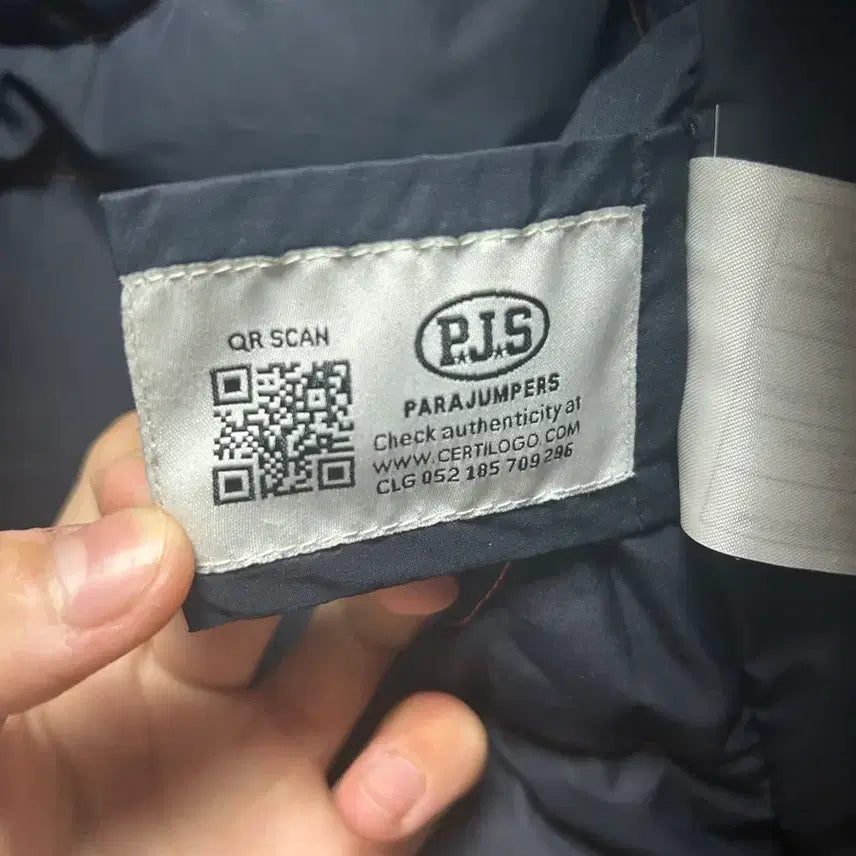 [BUNJANG] Parajumpers Gobi Navy Padded Jacket / 파라점퍼스 고비 M