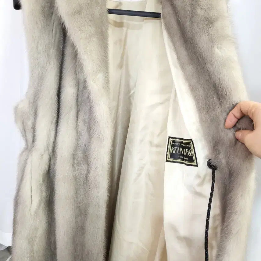 [BUNJANG] Keunhwa Fur American Legend Long Mink Vest / 근화모피 아메리칸레전드 롱 밍크베스트