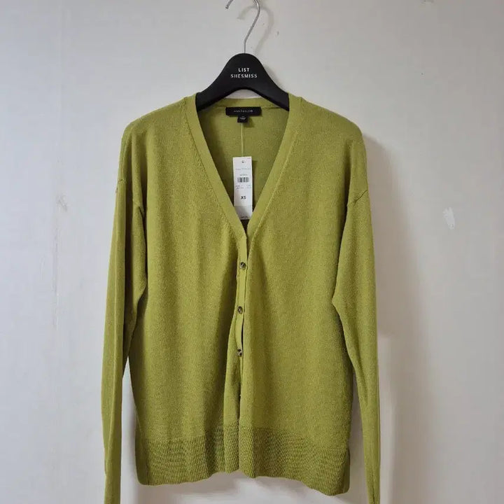 [SOLD OUT] 새상품) 앤테일러  브이넥 가디건