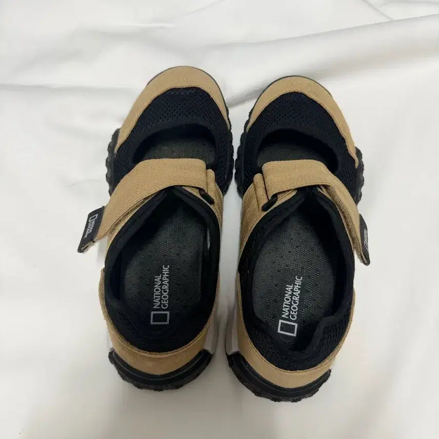 [BUNJANG] National Geographic Beige Sandals / [새것] 내셔널지오그래픽 샌들 베이지
