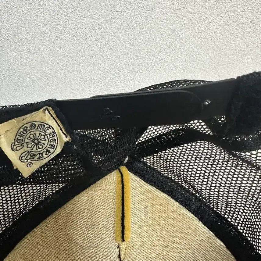 [BUNJANG] Chrome Hearts FUCK Embroidered Black Mesh Cap / 크롬하츠 FUCK 자수 블랙 메쉬캡 모자