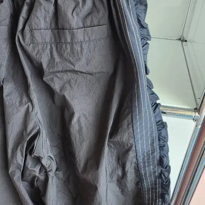 [BUNJANG] Lucky Chouette Navy Pants / 럭키슈에뜨 바지