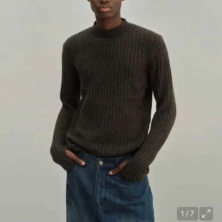 [BUNJANG] Noir Ribbed Mock Neck Sweatshirt / 노이어 골지 모크넥 스웨트