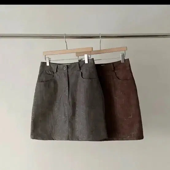 [BUNJANG] TABLE Rubber Skirt - Brown / TABLE 러버 스커트 - 브라운