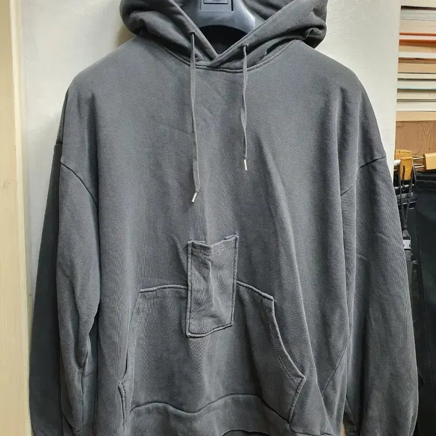 [BUNJANG] Balenciaga Pigment Back Logo Hoodie / 발렌시아가 피그먼트 백로고 후드