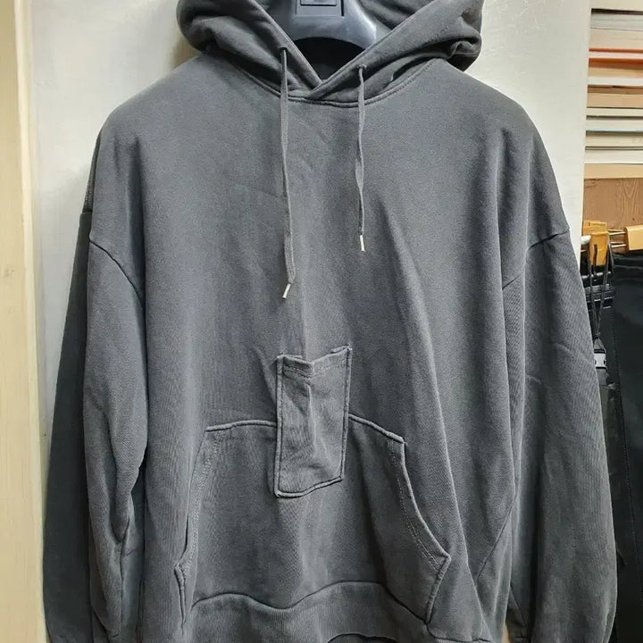[BUNJANG] Balenciaga Pigment Back Logo Hoodie / 발렌시아가 피그먼트 백로고 후드