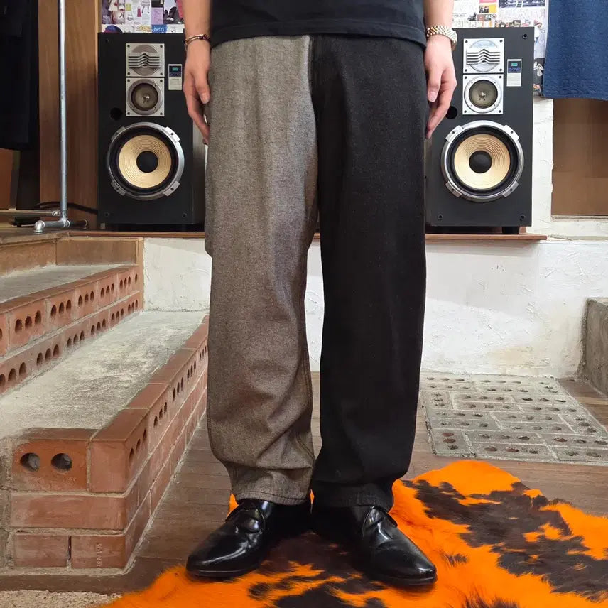 [BUNJANG] AJOBYAJO Gray Black Denim Pants / 아조바이아조 그레이 흑청 배색 데님 팬츠 .