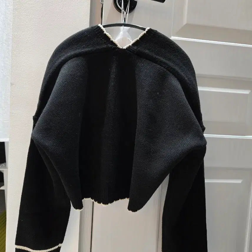 [BUNJANG] Black Knit Cardigan &amp; Wide Pants Two-Piece Set / 새옷/보세)블랙 니트 크롭가디건  숏자켓 55-55반