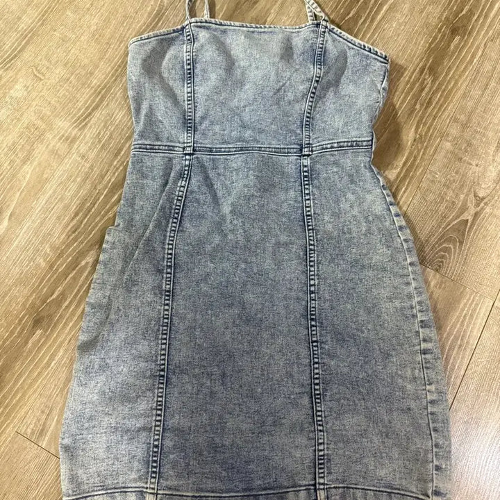 [BUNJANG] H&M Washed Denim Mini Dress / H&M 워싱 데님 미니 원피스