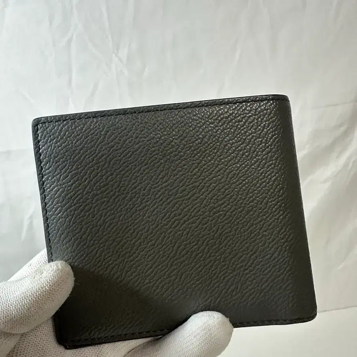 [BUNJANG] Prada Leather Triangle Logo Bifold Wallet / 프라다 레더 삼각로고 반지갑 (OS)