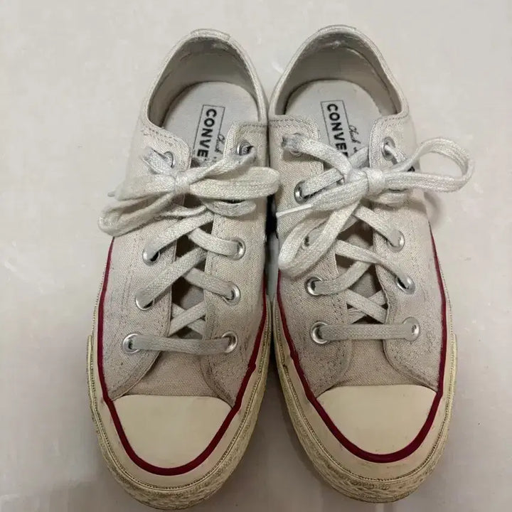 [BUNJANG] Converse Chuck Taylor Ivory Low Top Sneakers / 컨버스 척테일러 아이보리 225