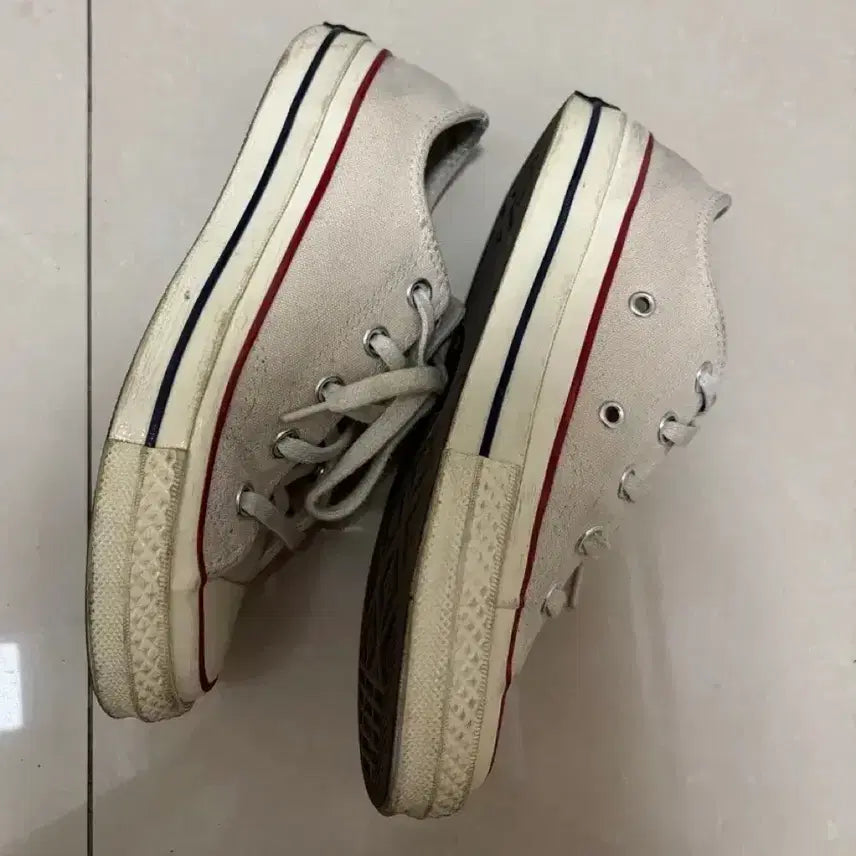 [BUNJANG] Converse Chuck Taylor Ivory Low Top Sneakers / 컨버스 척테일러 아이보리 225