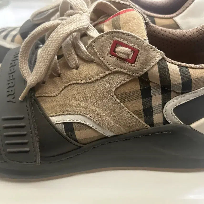[BUNJANG] Burberry Check Sneakers / 버버리 체크 스니커즈 운동화 42