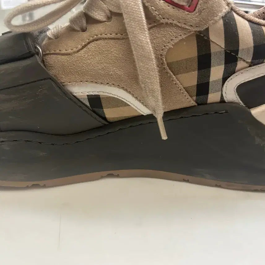 [BUNJANG] Burberry Check Sneakers / 버버리 체크 스니커즈 운동화 42