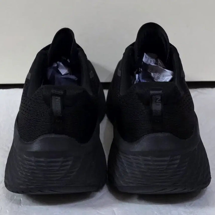 [SOLD OUT] [235] 스케쳐스 고런 맥스쿠셔닝 엘리트2.0 와이드핏ㅡ단종매물,최저가