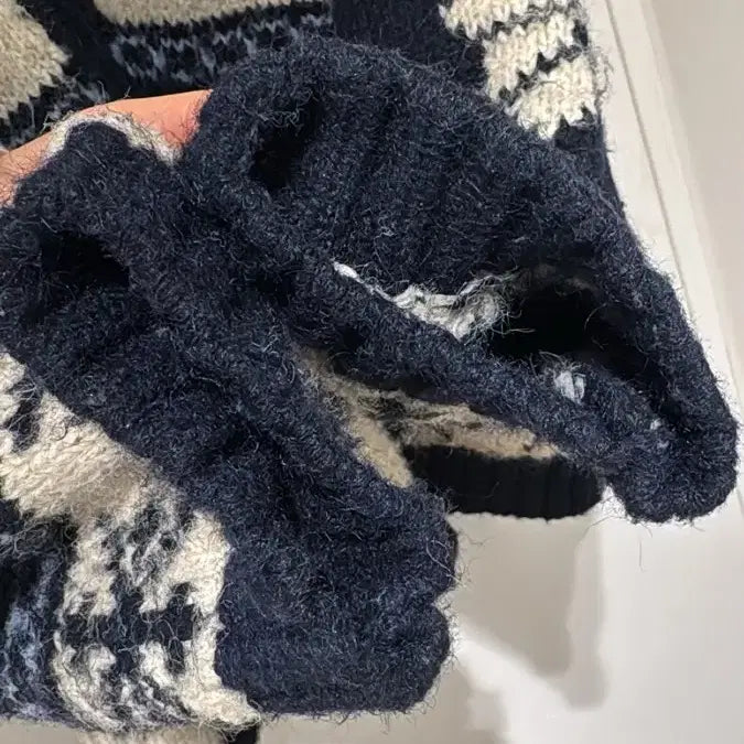 [BUNJANG] Petrichor Snowflake Nordic Oversized Zip-up Knit / 페트리코어 눈송이 노르딕 오버핏 집업 니트