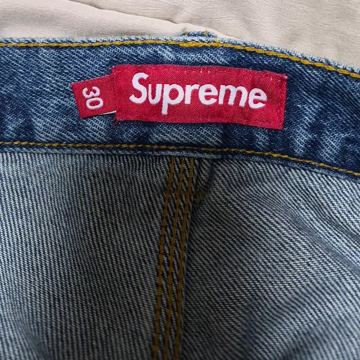 [BUNJANG] Supreme Double Knee Painter Pants Washed Indigo 24SS / 슈프림 더블 니 페인터 팬츠 워시드 인디고 - 24SS 판매합니다