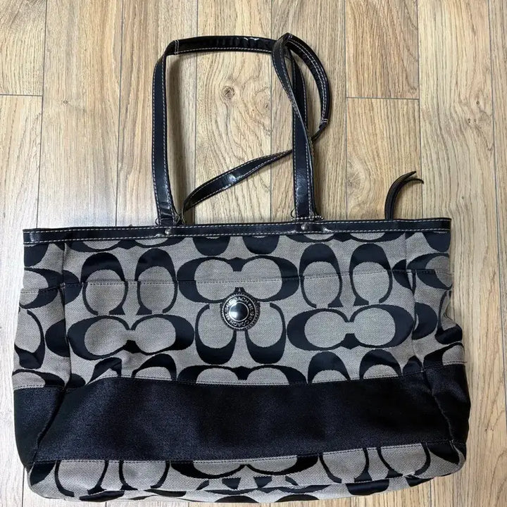 [BUNJANG] Coach Black Tote Bag / 코치 coach 블랙 토트백