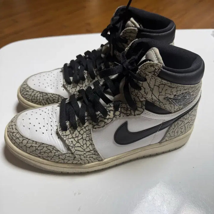 [BUNJANG] Nike Air Jordan 1 Sneakers / 나이키 에어조던1 판매합니다.