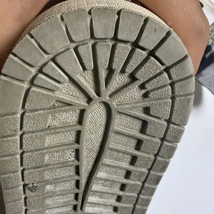[BUNJANG] Nike Air Jordan 1 Sneakers / 나이키 에어조던1 판매합니다.