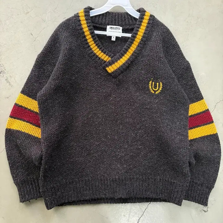 [BUNJANG] Anonlloyd Logo Oversized Knit Sweater / 만원샵 어널로이드 로고 오버핏 니트 S(M)