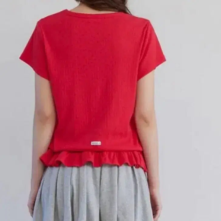 [BUNJANG] LENSE Eyelet Frill Half T-shirt Red / 렌세 Eyelet Frill Half T-shirt Red