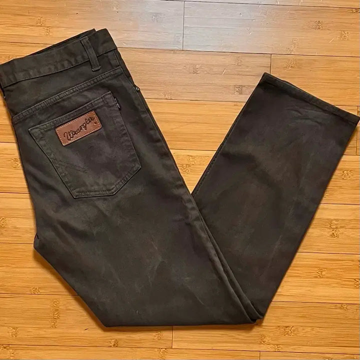 [SOLD OUT] 랭글러 브라운진 데님팬츠