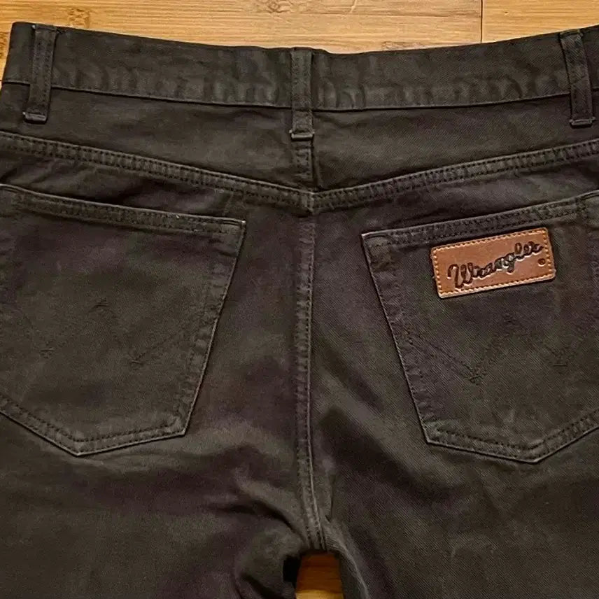 [SOLD OUT] 랭글러 브라운진 데님팬츠