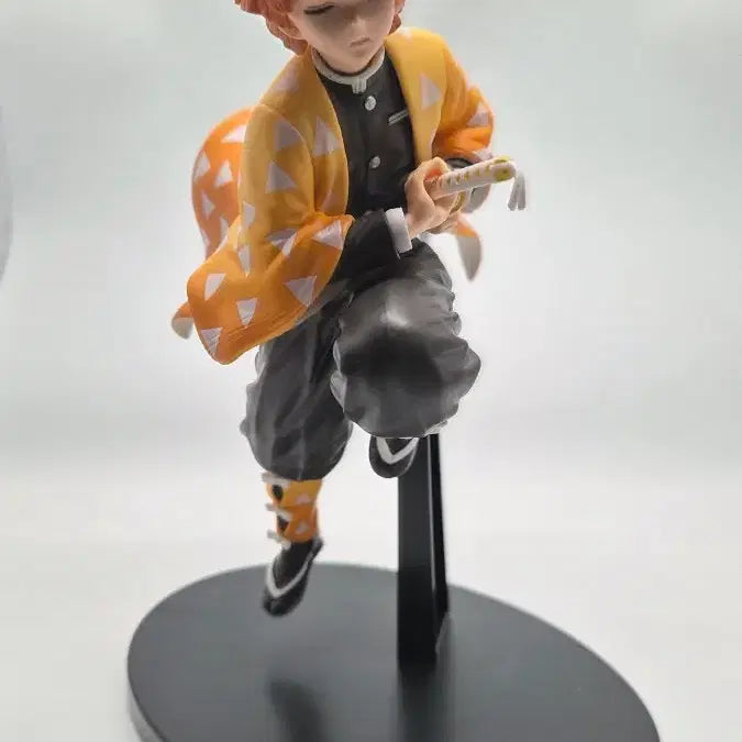 [BUNJANG] Demon Slayer Agatsuma Zenitsu Vibro Blade Figure / 귀멸의 칼날 바이브레이션 벽력일섬 아가츠마 젠이츠 피규어