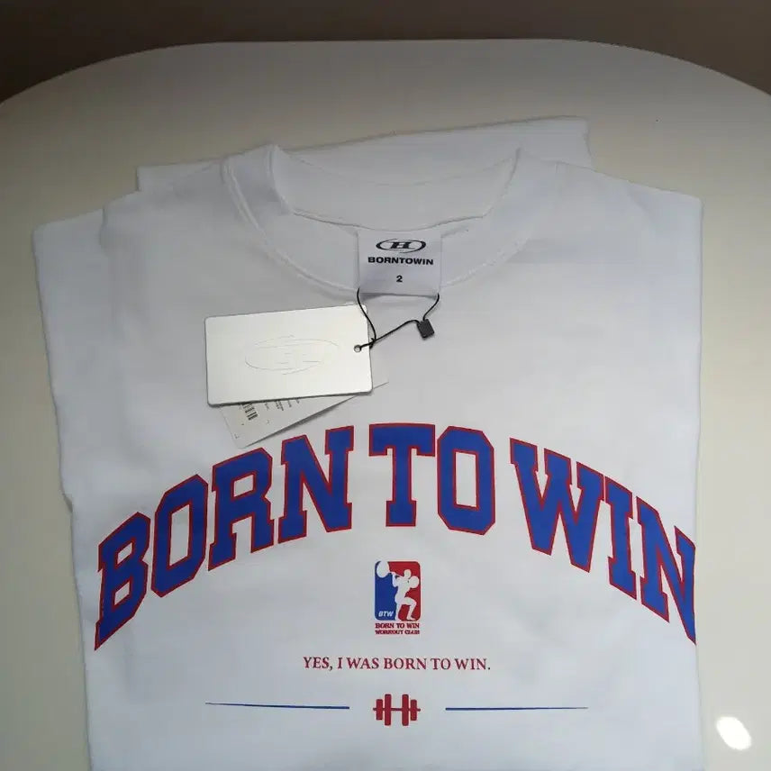 [BUNJANG] Born To Win Square Logo T-shirt (White, Size 2) / 새상품)본투윈 스퀘어 로고 티셔츠 화이트 2사이즈