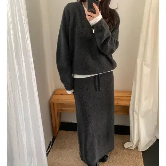 [BUNJANG] Shop Hour Cashmere Long Wool Skirt (Charcoal) / 샵아워 러버 캐시 롱 울 스커트 (차콜)