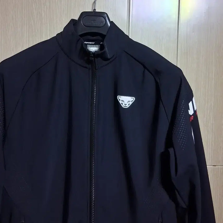 [BUNJANG] Dynafit Men's Jacket (Size 110) / 남성용 다이나핏 자켓 (110)