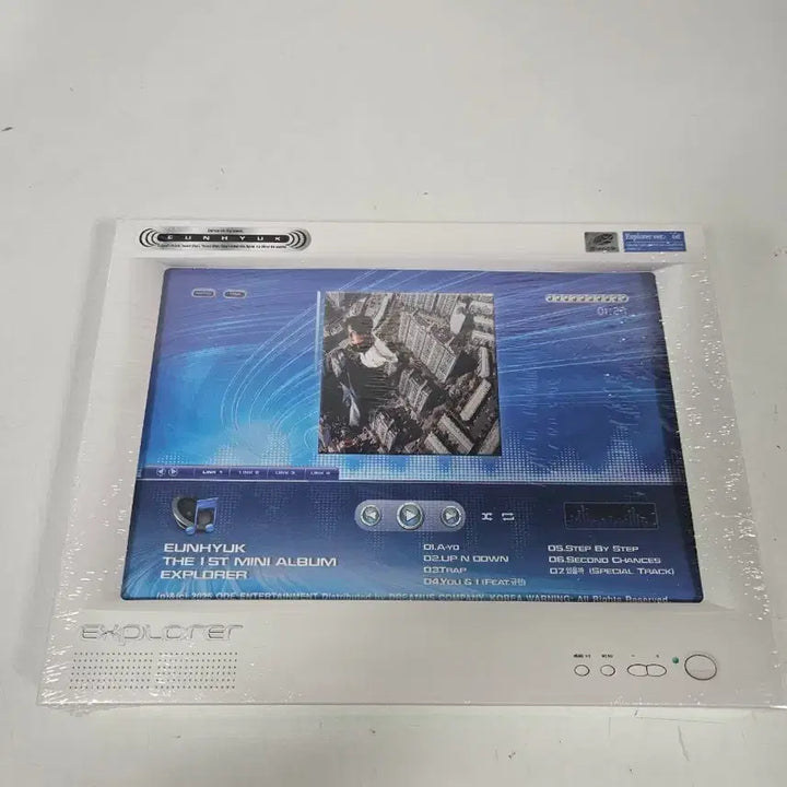 [BUNJANG] Eunhyuk Explorer 1st Mini Album (Sealed) / 은혁 Explorer 1집 미니앨범 (미개봉)