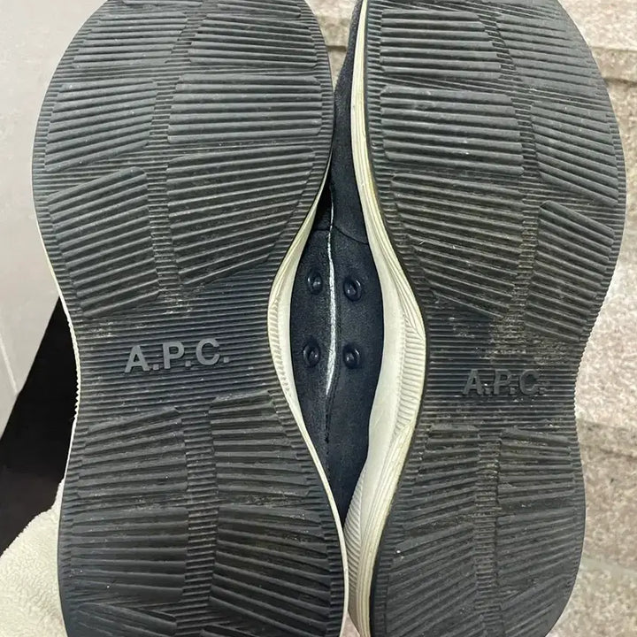 [BUNJANG] A.P.C. Spencer Sneakers / A.P.C. 아페쎄 스니커즈 스펜서 eu42 27.5