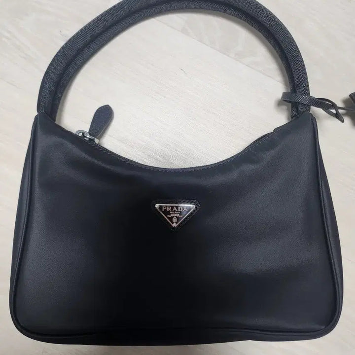 [BUNJANG] Prada Tessuto Handbag / 프라다 테수오