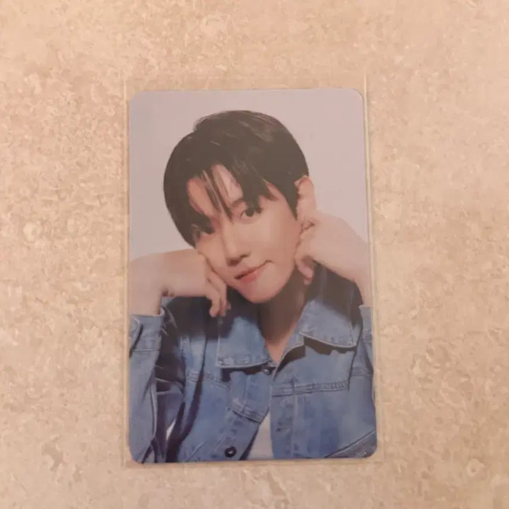[SOLD OUT] 백현 lonsdaleite dot 트레카 포카