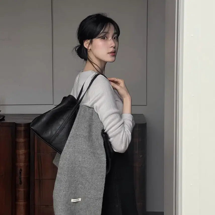 [SOLD OUT] 슬로우앤드 제작 니즈 퀄리티 디테일 티셔츠