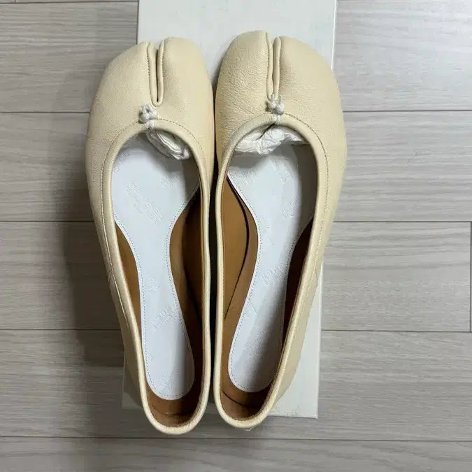 [BUNJANG] Maison Margiela Tabi Ballerina Flats 250 / 메종 마르지엘라 타비 발레리나 250