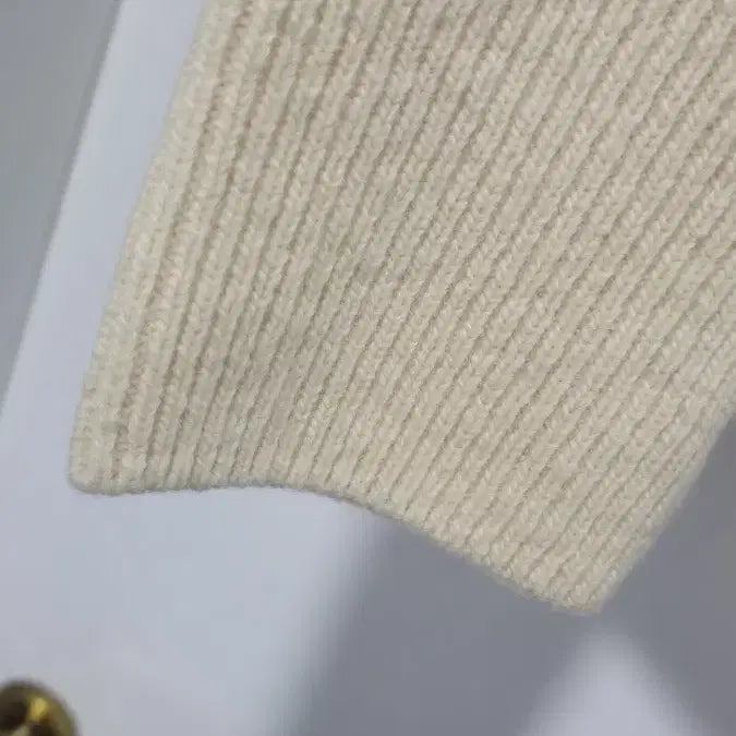 [BUNJANG] Deco Cashmere Ivory Knit Sweater / 데코 캐시미어 아이보리 니트