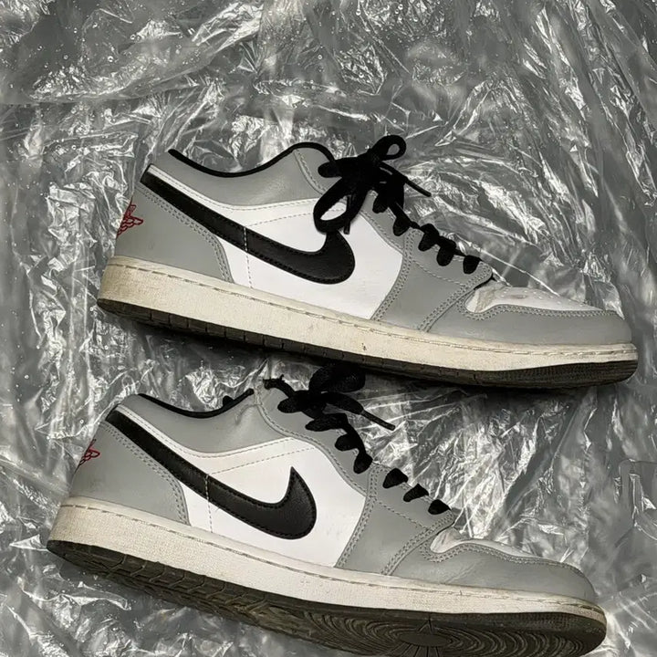 [BUNJANG] Air Jordan 1 Low Light Smoke Grey US 10 / 조던 1로우 라이트 스모크 그레이 280