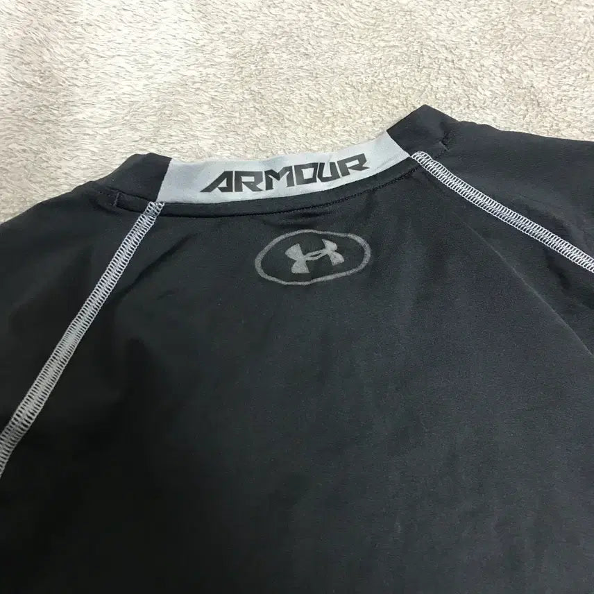 [SOLD OUT] 언더아머 기능성 반팔 티셔츠 XXL