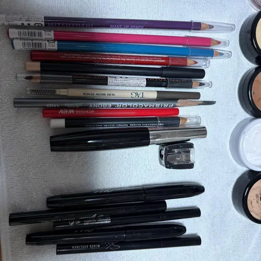 [BUNJANG] Makeup National Certificate Practical Exam Materials / (합격의 기운, 급매) 메이크업 국가자격증 실기 재료