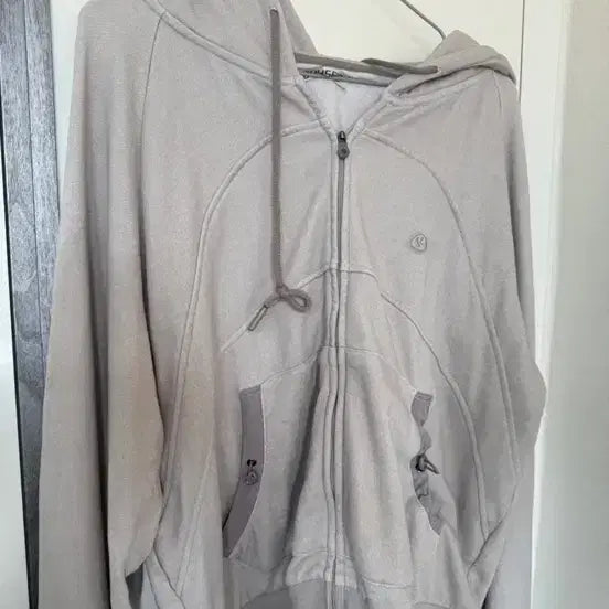 [BUNJANG] Koiseio String Hooded Zip-up Sand / 코이세이오 스트링 후드집업 샌드 (오염확인)