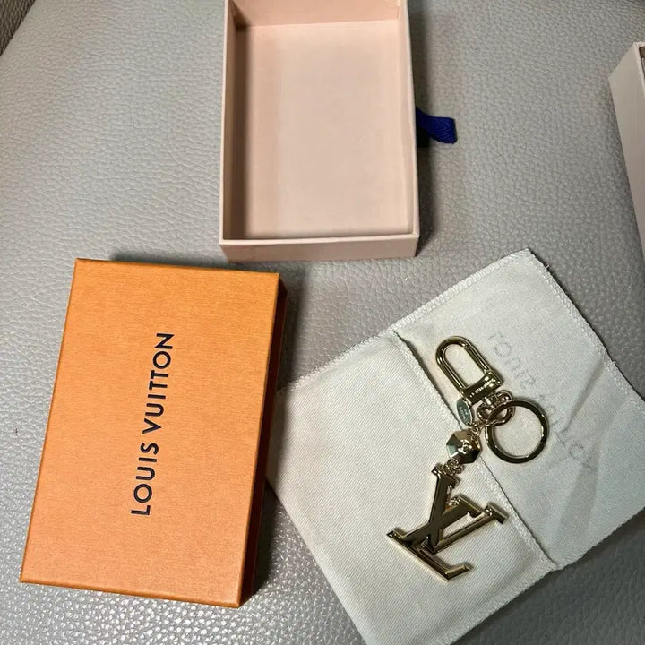 [BUNJANG] LV Facet Key Holder / LV 파셋 키 홀더