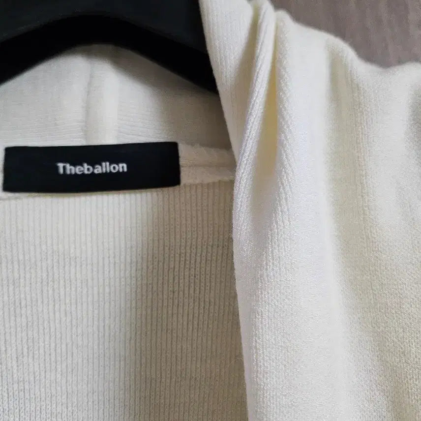 [BUNJANG] The Ballon Ivory Shawl Cardigan / 더발론 숄 가디건