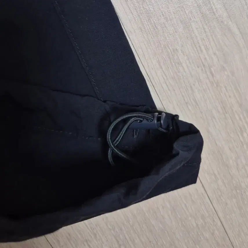 [BUNJANG] Now and Tomorrow Nylon Cargo Pants / [L] 나우앤투모로우 나일론 카고팬츠