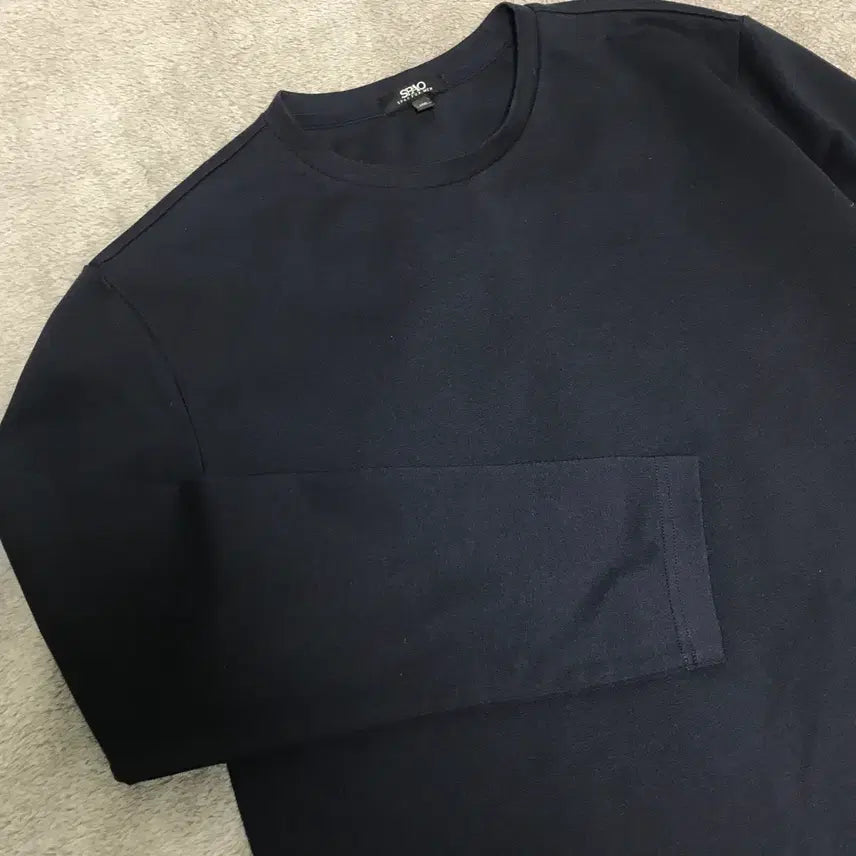 [SOLD OUT] 스파오 밀라노 긴팔 티셔츠 L 네이비