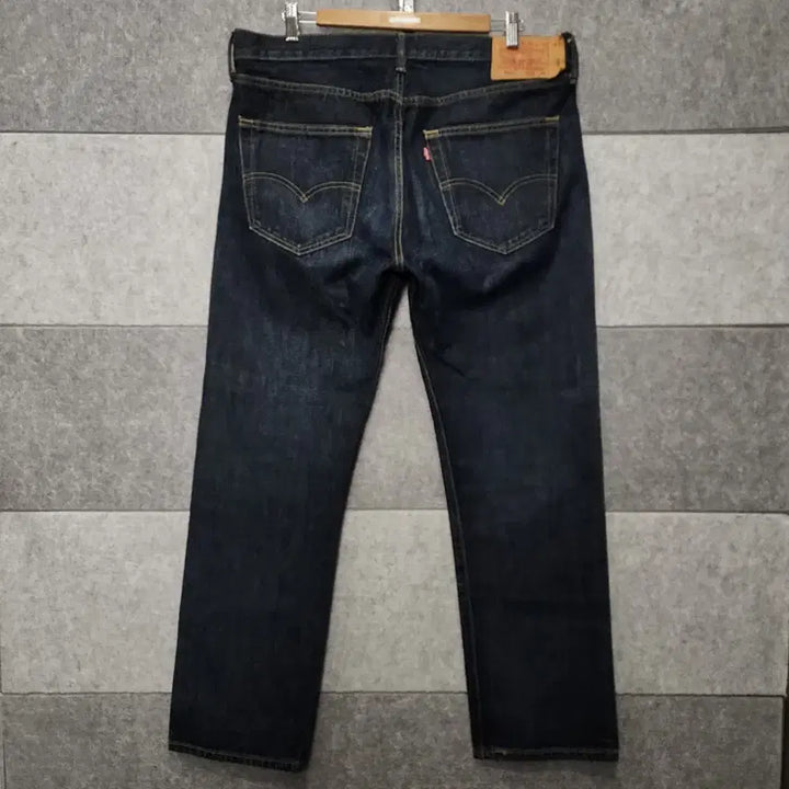 [BUNJANG] Levi's 501 Original Regular Fit Men's Jeans / 리바이스 501 오리지널 레귤러핏 남성 청바지 (사이즈 36)