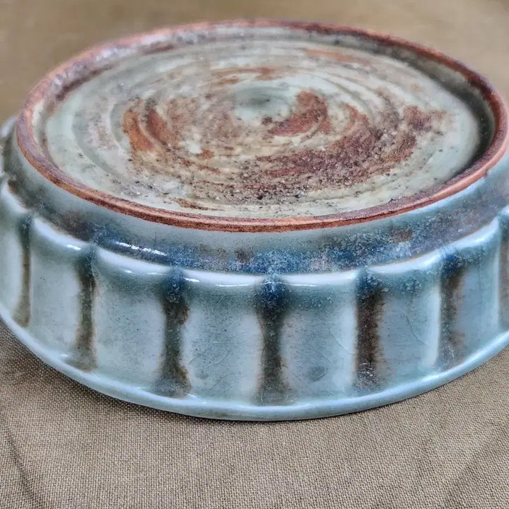 [BUNJANG] Celadon Porcelain Dragon Motif Bowl / 중국도자기 양각문 용을타고 날으는 선비문양 청자